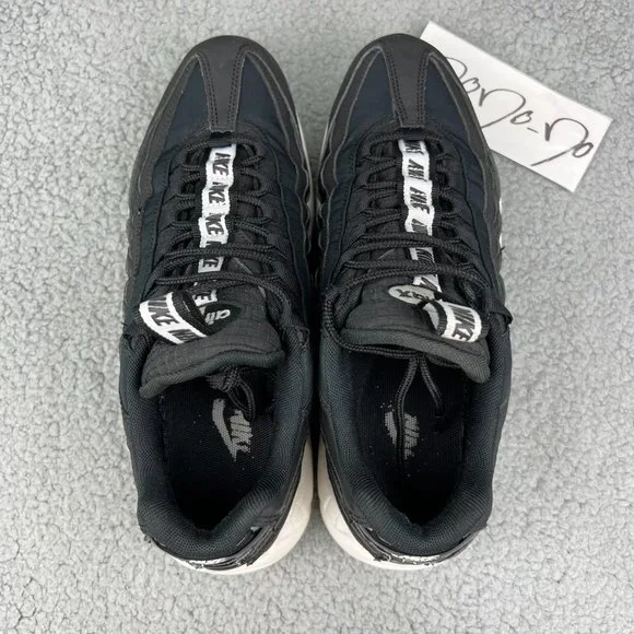 Nike Air Max 95 Mens Shoes Black White Pull Tab SE 2018 Running